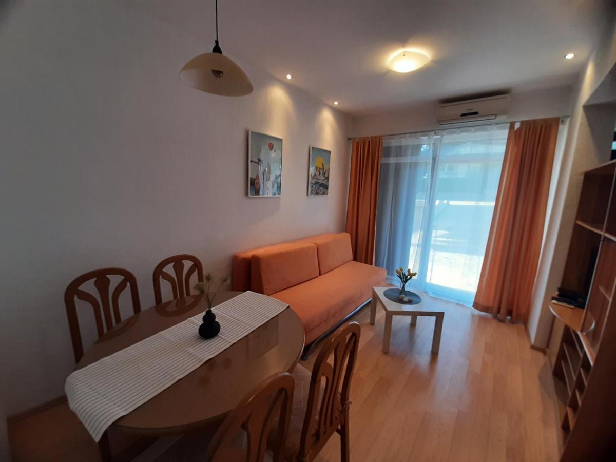 Apartments Lemongarden Duće Eksteriør billede