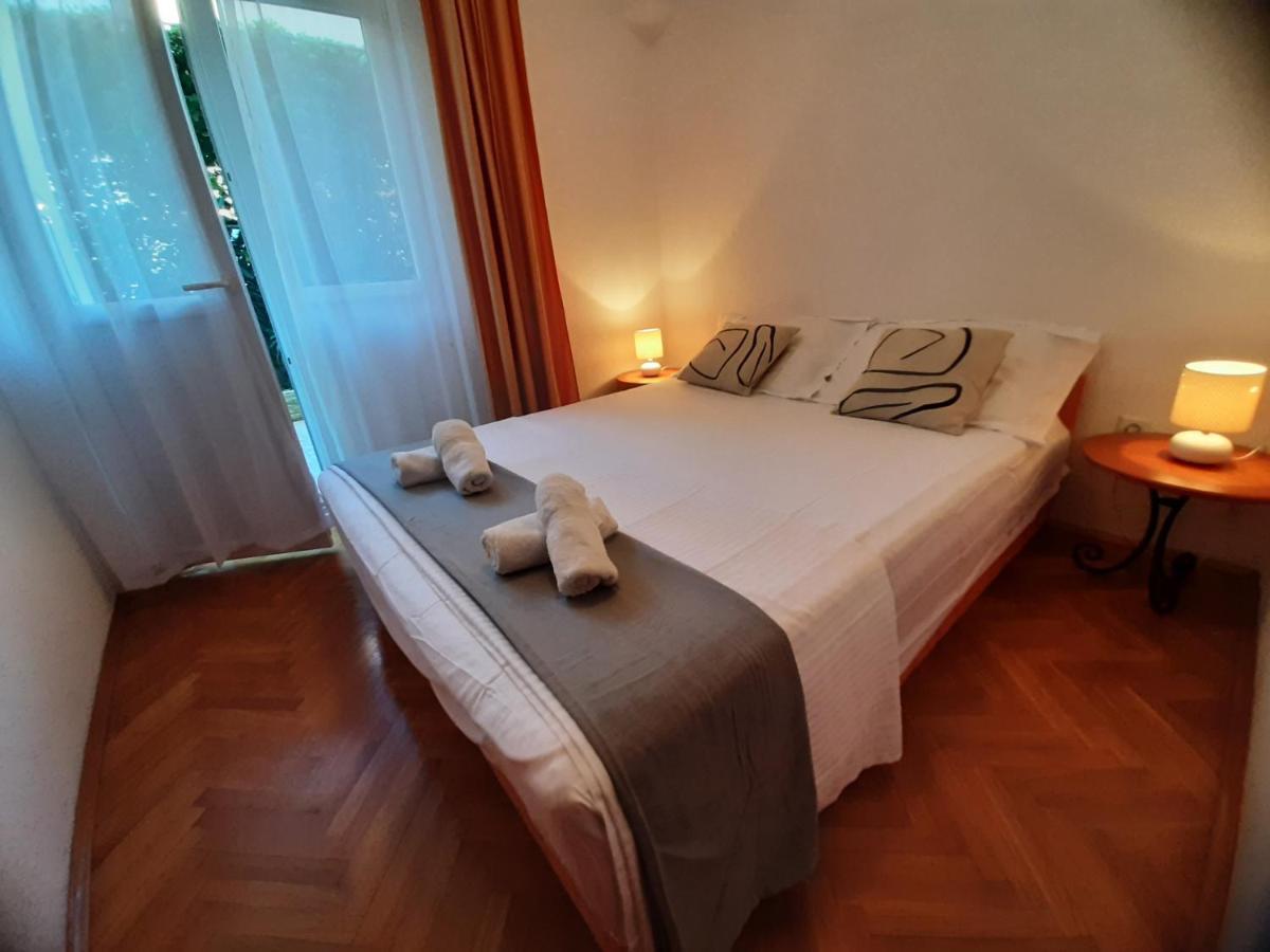 Apartments Lemongarden Duće Eksteriør billede
